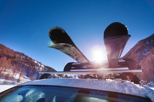 Porte ski toit voiture